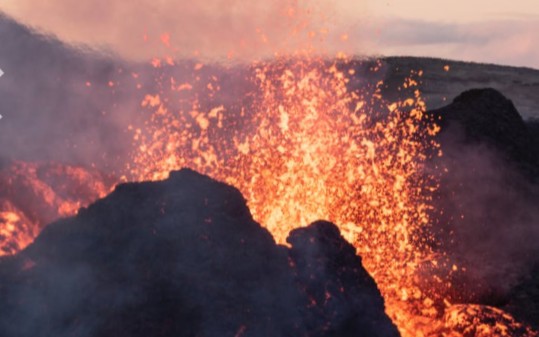 Magma, Lava, Lahar - Pengertian, Hasil Letusan, Gas Vulkanik, Awan Panas